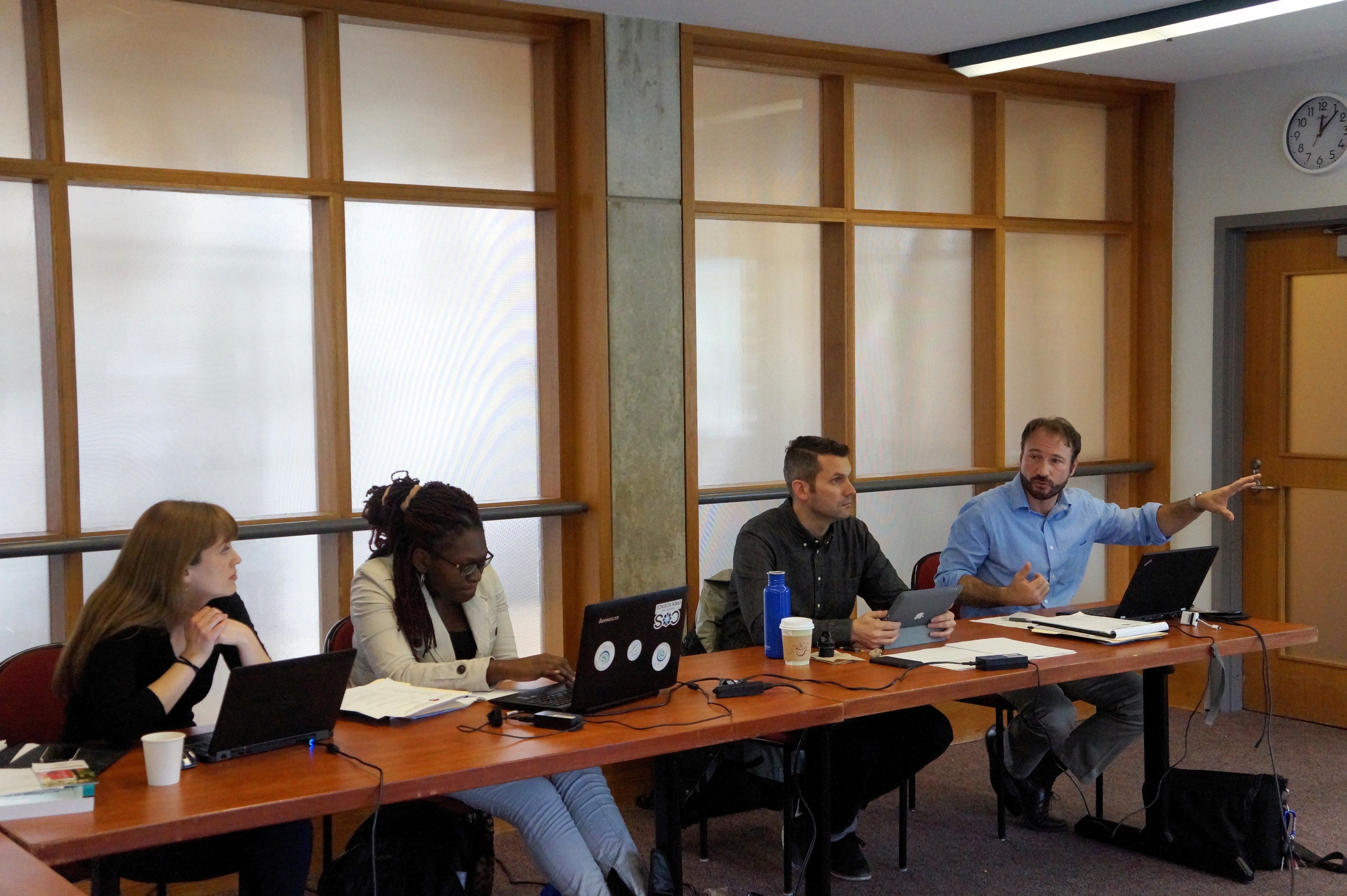 Project TIER Faculty Workshop_DSC01639_Elen Harriss-Bauer '19.jpg